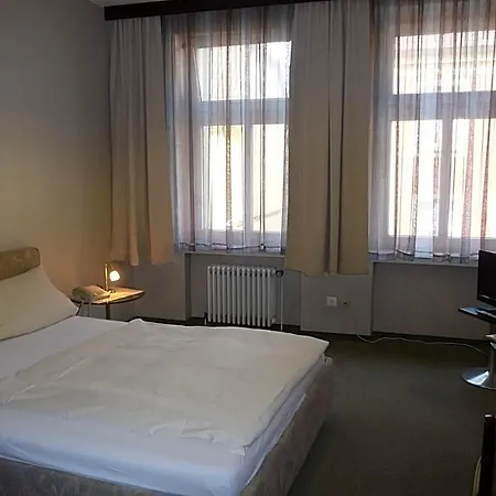 Stadt Hotell 3*