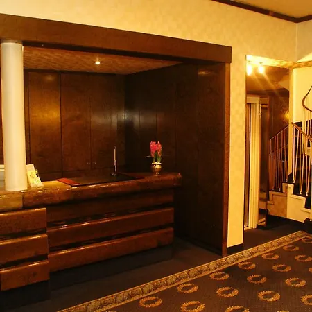 Stadt Hotel 3*